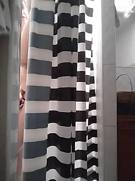 Snapshot of LucifernandaSw chatting on February 23, 6:56 pm LucifernandaSw online show from February 23, 6:56 pm