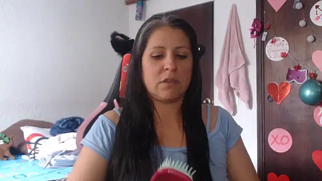 Snapshot of LucifernandaSw chatting on February 15, 9:00 pm LucifernandaSw online show from February 15, 9:00 pm