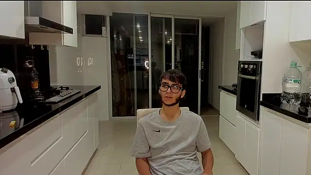 alejdrip online show from September 26, 9:13 am