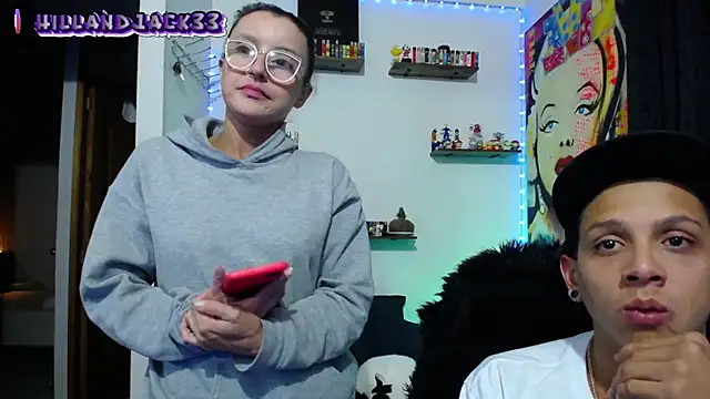 Snapshot of HillAndJack333 chatting on February 7, 10:50 am HillAndJack333 online show from February 7, 10:50 am