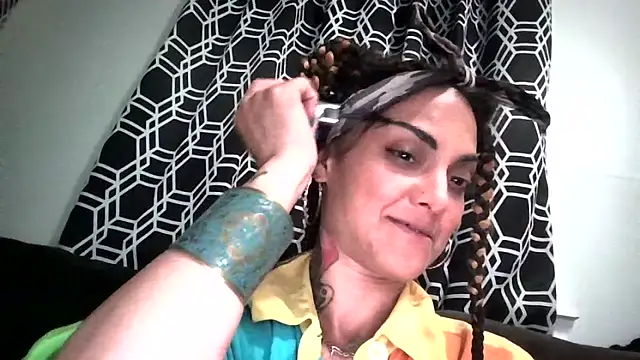 StripKi online show from October 24, 1:57 am