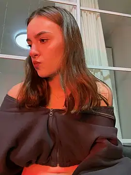 hotAssHell  online show from March 5, 8:42 pm