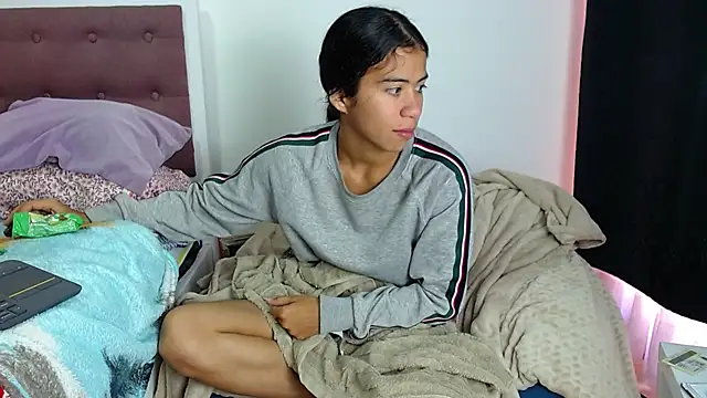 CleoAndAshley online show from February 26, 8:54 pm
