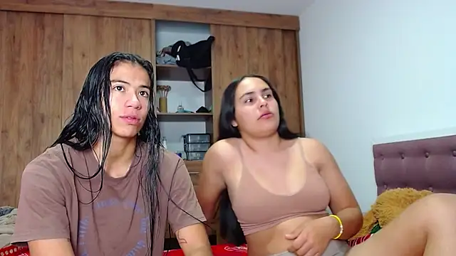 CleoAndAshley online show from March 10, 11:06 pm