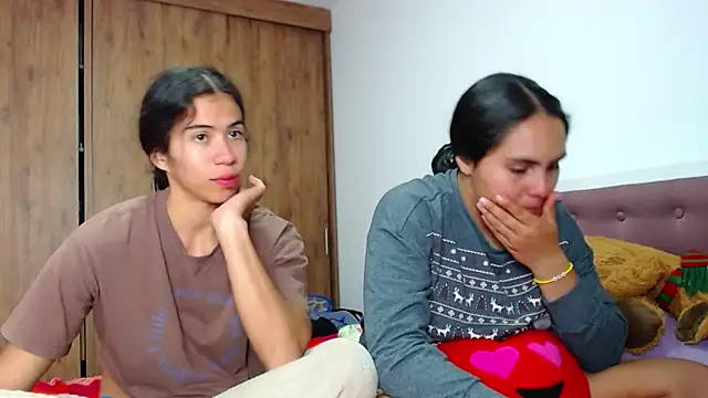 CleoAndAshley online show from March 11, 3:26 am