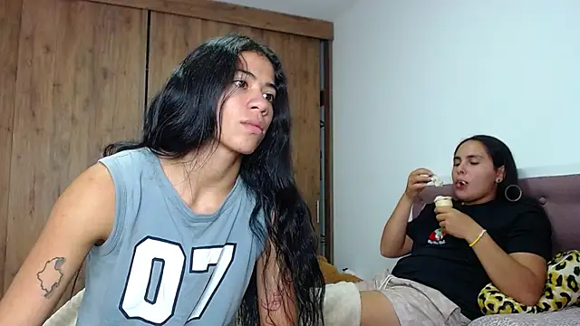 CleoAndAshley online show from March 16, 9:37 pm