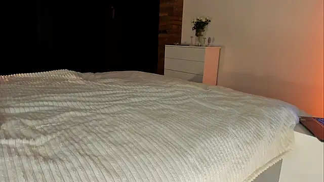 Rachel Rey online show from April 4, 6:27 pm