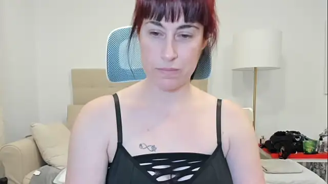 Snapshot of emmita69_ chatting on March 5, 11:45 pm emmita69 online show from March 5, 11:45 pm