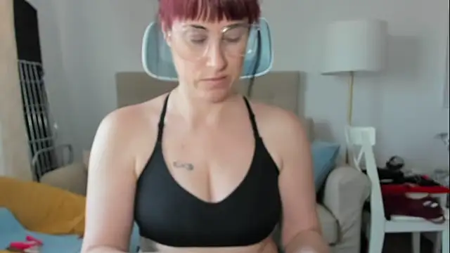 Snapshot of emmita69_ chatting on March 25, 7:14 am emmita69 online show from March 25, 7:14 am