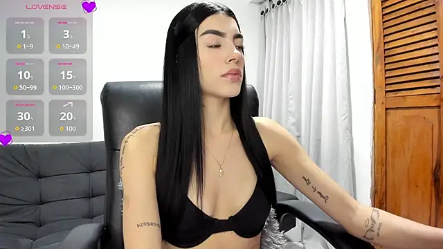 MerySummer online show from February 26, 6:40 pm