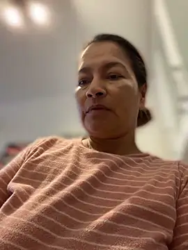 Snapshot of Jlo_69 chatting on February 16, 8:54 am Jlo 69 online show from February 16, 8:54 am