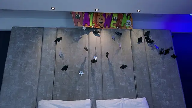 Amareto  online show from October 25, 10:45 am