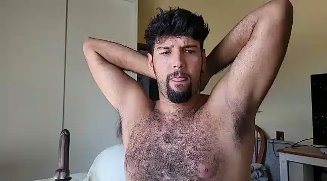 Snapshot of Luksmen chatting on December 12, 7:15 pm Luksmen online show from December 12, 7:15 pm