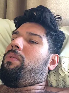 Snapshot of Luksmen chatting on December 19, 2:02 pm Luksmen online show from December 19, 2:02 pm