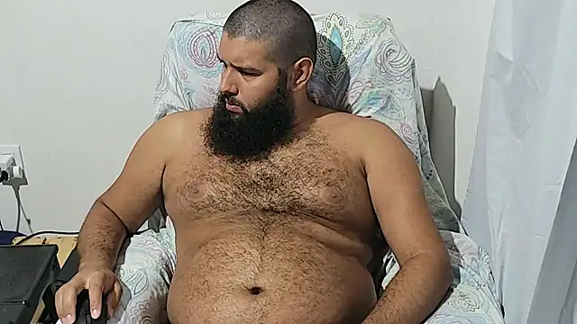 Snapshot of Luksmen chatting on February 14, 11:12 pm Luksmen online show from February 14, 11:12 pm