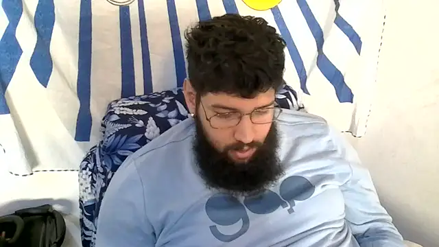 Snapshot of Luksmen chatting on July 5, 10:50 pm Luksmen online show from July 5, 10:50 pm