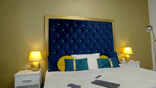 HaileyMoonn online show from December 12, 4:15 am