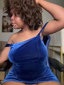 SSEXYBUBBLEBUTT101 online show from December 29, 7:43 pm