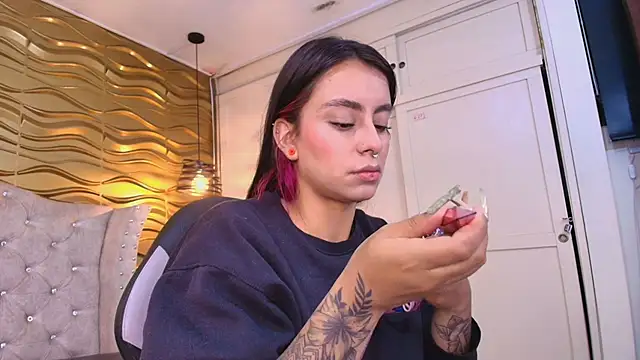 Andreita Jones online show from March 25, 11:38 am