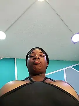 Snapshot of AlondraFerri1 chatting on December 19, 10:21 pm AlondraFerri1 online show from December 19, 10:21 pm