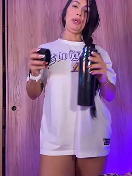 Snapshot of temptation_sweet chatting on November 26, 12:00 am temptation sweet online show from November 26, 12:00 am