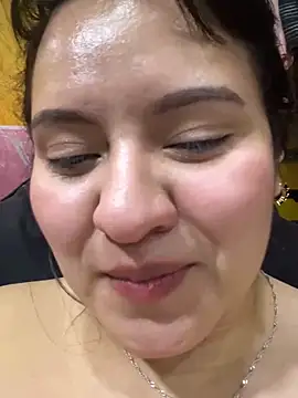 dannarossy  online show from January 14, 7:48 am