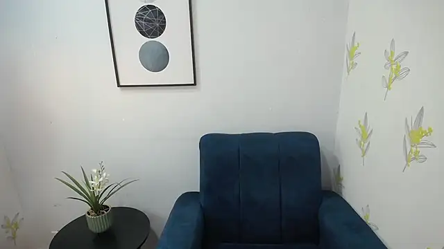 dannarossy  online show from March 19, 12:34 pm
