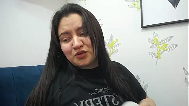 dannarossy  online show from March 21, 12:39 pm