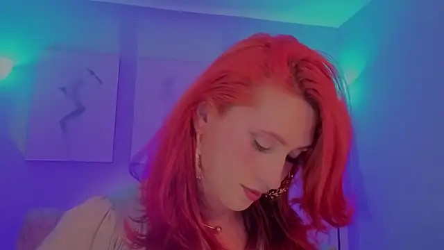 Juliana Saenzz online show from December 3, 12:51 am