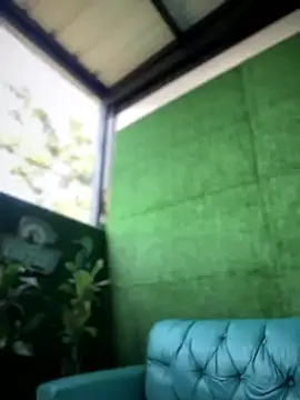 AleezaFrench online show from January 29, 8:56 pm