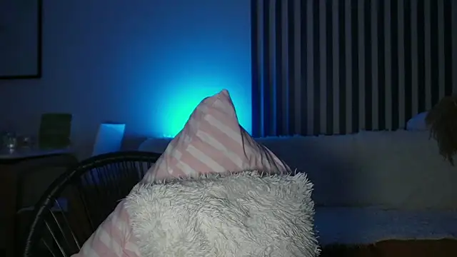 LoveCuteKitty online show from September 25, 8:23 pm