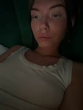 Lisaaa Alisa online show from April 9, 6:57 pm