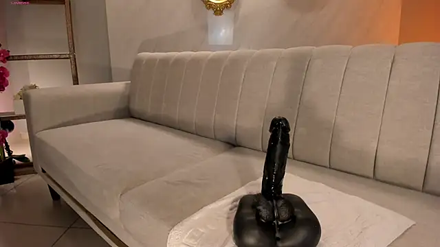 DominiqueVega online show from January 9, 11:56 pm