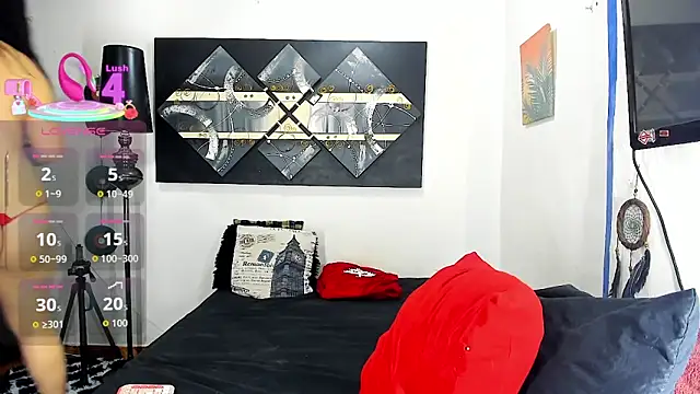 SARAMISHA online show from December 14, 8:13 pm