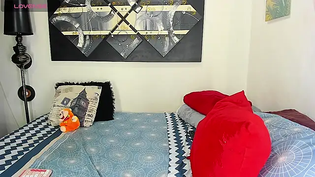 SARAMISHA online show from February 8, 3:32 am