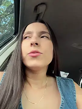 LittleDoll    online show from December 14, 1:27 pm