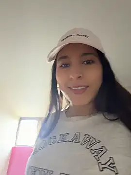 LittleDoll    online show from June 2, 12:51 pm