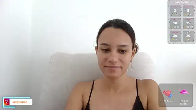 Snapshot of SamanthaWatson chatting on June 17, 1:45 pm SamanthaWatson online show from June 17, 1:45 pm