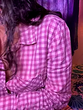 LiliJones  online show from November 20, 4:07 pm