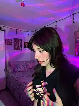 LiliJones  online show from February 13, 3:08 pm