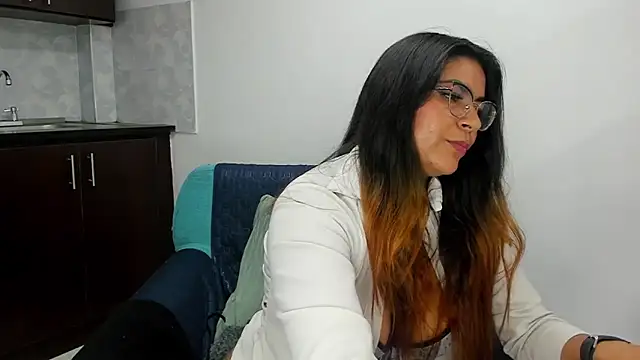 Luna Dumont online show from February 13, 2:20 pm