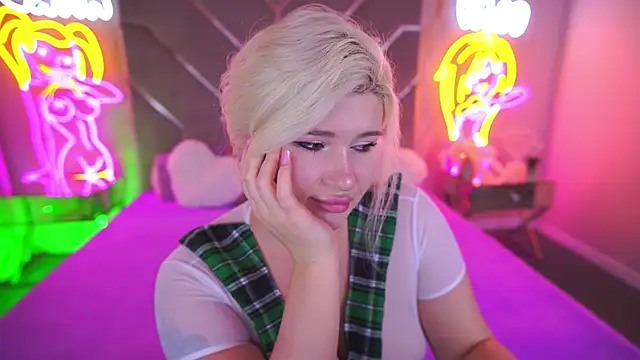 Snapshot of CocoSecretss chatting on October 21, 6:47 am CocoSecretss online show from October 21, 6:47 am