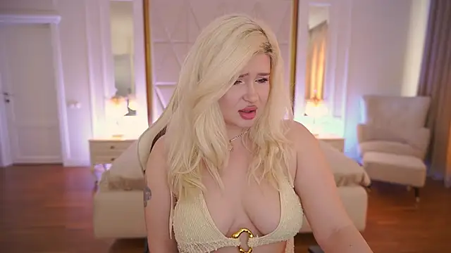 CocoSecretss online show from March 19, 7:45 am