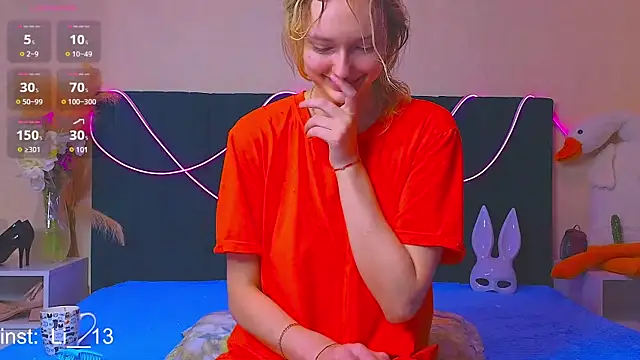 Angelina  1 online show from January 14, 1:15 am