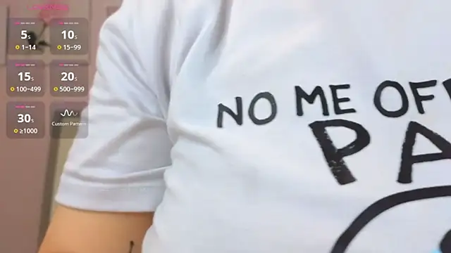 Snapshot of lucie_nicolls chatting on December 24, 5:23 pm lucie nicolls online show from December 24, 5:23 pm