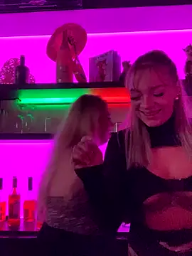 Snapshot of LizzyLush_ chatting on September 13, 9:25 pm LizzyLush online show from September 13, 9:25 pm