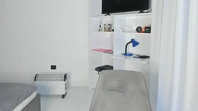 Snapshot of kokyokka_v chatting on March 17, 4:29 am kokyokka v online show from March 17, 4:29 am