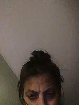 Snapshot of ChantalXOrchid chatting on June 16, 8:33 pm ChantalXOrchid online show from June 16, 8:33 pm
