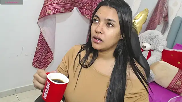 Snapshot of lakshmiraniii chatting on December 18, 11:38 am lakshmiraniii online show from December 18, 11:38 am