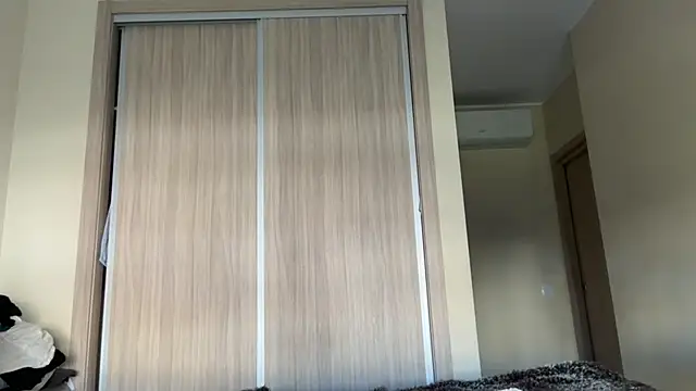 Snapshot of naughtyhollyxxxx chatting on September 23, 7:44 am naughtyhollyxxxx online show from September 23, 7:44 am